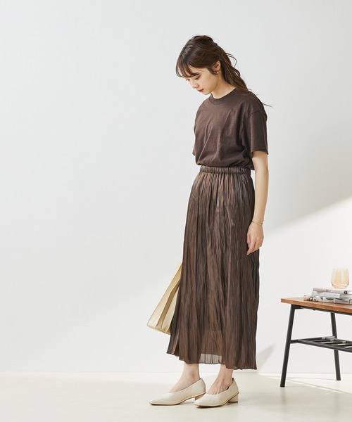 menue（メヌエ）の「スクエアトゥ 変形ヒール パンプス（パンプス・レディース・アイボリー/ブラック/グレイッシュベージュ・21.5cm/22.0cm/22.5cm/23.0cm/23.5cm/24.0cm/24.5cm/25.0cm/25.5cm/26.0cm）」の19枚目の写真