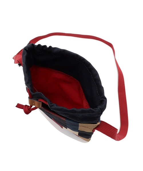 Levi's(リーバイス)の「Levi's(R) RED パッチワーク クロスボディーバッグ(ボディバッグ/ウエストポーチ・メンズ・マルチ・OS)」の11枚目の写真