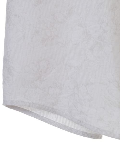 MEN'S BIGI（メンズビギ）の「フラワージャガードカッタウェイシャツ（シャツ/ブラウス・メンズ・ネイビー/ホワイト/ピンク・01/02/03/04）」の19枚目の写真