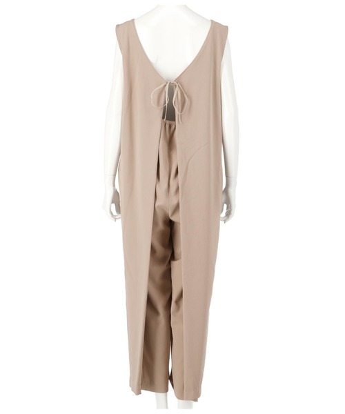 Settimissimo（セッティミッシモ）の「バックオープンデザインオールインワン（つなぎ/オールインワン・レディース・ブラック/グレイッシュベージュ・FREE）」の3枚目の写真