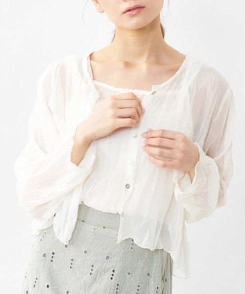 flower（フラワー）の「ウォータリーワッシャーセットトップ（アンサンブル・レディース・ベージュ/アイボリー・FREE）」の2枚目の写真