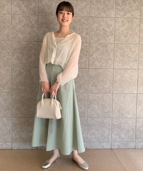 flower（フラワー）の「ウォータリーワッシャーセットトップ（アンサンブル・レディース・ベージュ/アイボリー・FREE）」の11枚目の写真