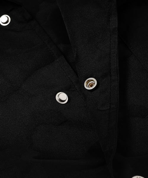 Feng Chen Wang（フェン・チェン・ワン）の「CAMOUFLAGE IMPRINT SHIRT（シャツ/ブラウス・メンズ・ブラック・S/M）」の3枚目の写真