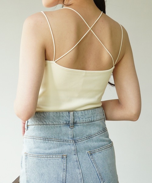 IAMUSE(アイアミューズ)の「【IAMUSE】バッククロスカップインキャミソール S0678(キャミソール・レディース・グリーン/ブラック/オフホワイト/ベージュ・FREE)」の11枚目の写真