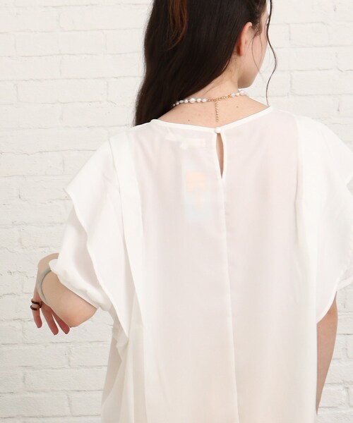 Cutie Blonde（キューティーブロンド）の「◆【プチプラ】肩フリルブラウス（シャツ/ブラウス・レディース・ブラック/オフホワイト/ライトパープル・01/02/03）」の21枚目の写真