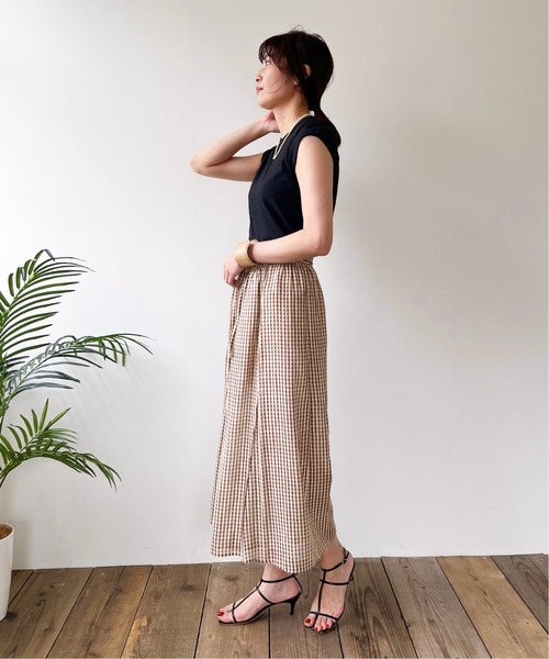 IENA（イエナ）の「シアーストライプギャザーパンツ（その他パンツ・レディース・グリーン/ブラウン・38/36）」の16枚目の写真
