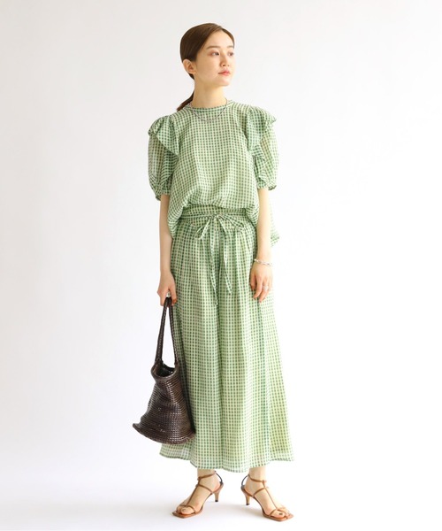 IENA（イエナ）の「シアーストライプギャザーパンツ（その他パンツ・レディース・グリーン/ブラウン・38/36）」の21枚目の写真
