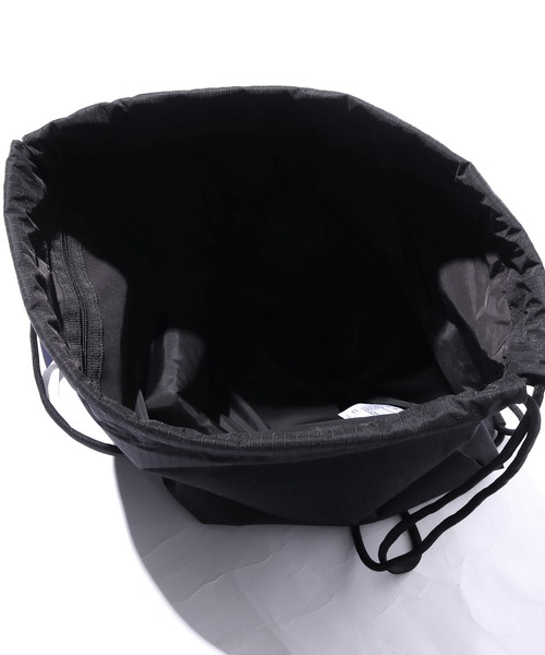 ROOPTOKYO（ループトウキョウ）の「Wassup House/ワサップハウス GYM BAG ナップサック（バックパック/リュック・メンズ・ブルー/ブラック・FREE）」の8枚目の写真