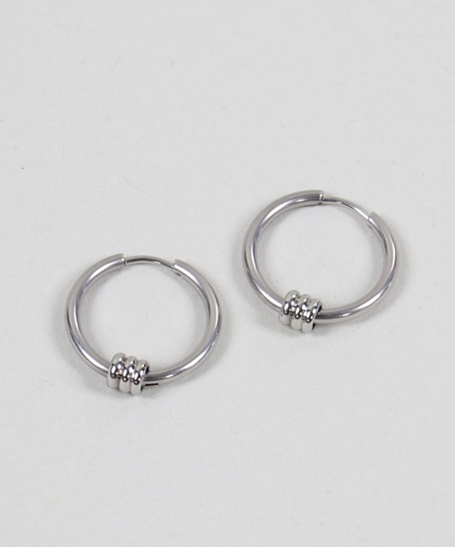 SPINNS(スピンズ)の「メタルミニフープピアス(ピアス(両耳用)・レディース・A/B/C/D・ONESIZE)」の9枚目の写真