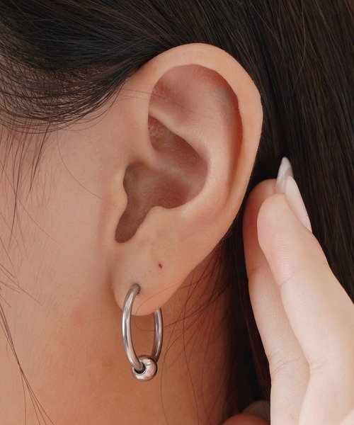 SPINNS(スピンズ)の「メタルミニフープピアス(ピアス(両耳用)・レディース・A/B/C/D・ONESIZE)」の11枚目の写真
