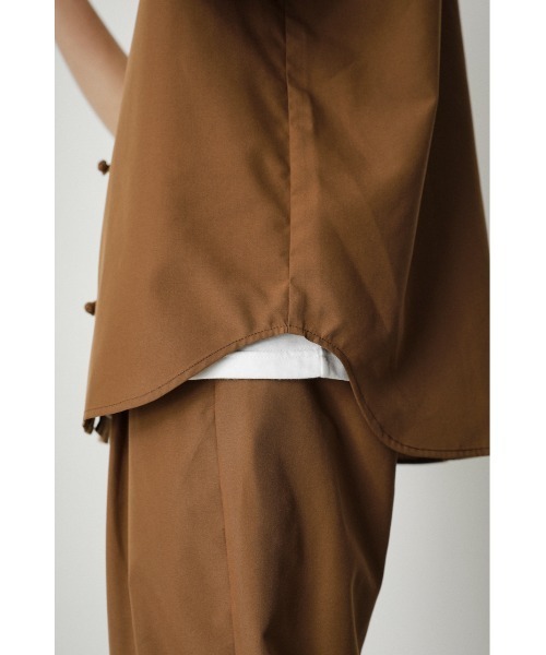 AZUL by moussy（アズールバイマウジー）の「SYMPHONIZE DRY CHINA SHIRT/シンフォナイズドライチャイナシャツ（シャツ/ブラウス・メンズ・ブラック/ブラウン・MEDIUM/LARGE）」の5枚目の写真