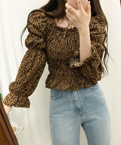 Amulet（アミュレット）の「ヒョウ柄スクエアネックトップス（Tシャツ/カットソー・レディース・ホワイト/ブラウン・M/L/XL）」の3枚目の写真