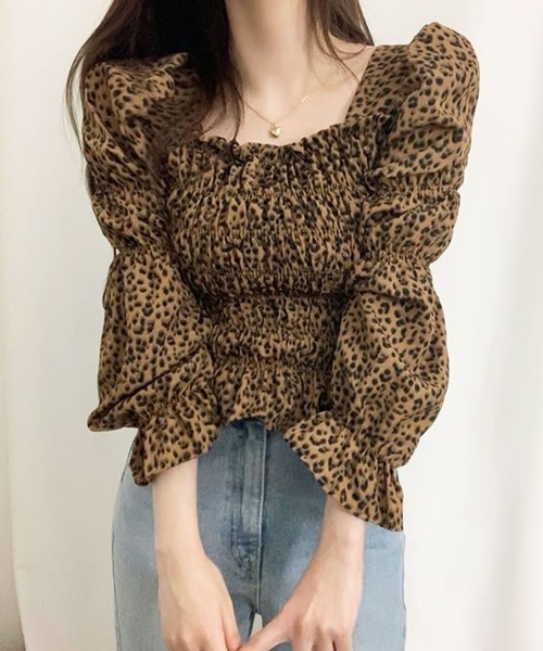 Amulet（アミュレット）の「ヒョウ柄スクエアネックトップス（Tシャツ/カットソー・レディース・ホワイト/ブラウン・M/L/XL）」の6枚目の写真