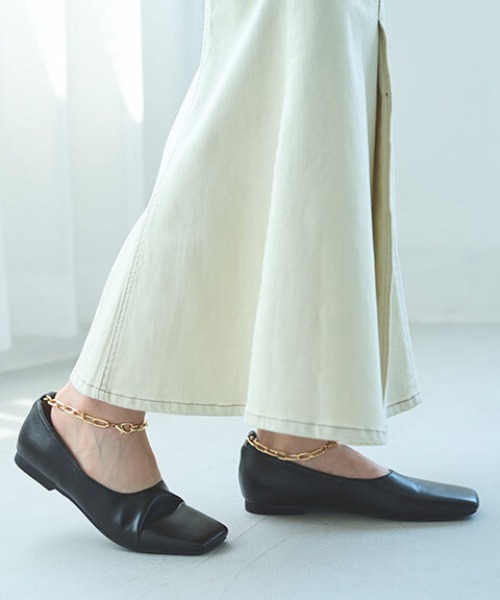 FREE'S MART(フリーズマート)の「チェーンフラットシューズ(その他シューズ・レディース・ホワイト/ブラック/ベージュ・SMALL/MEDIUM)」の7枚目の写真