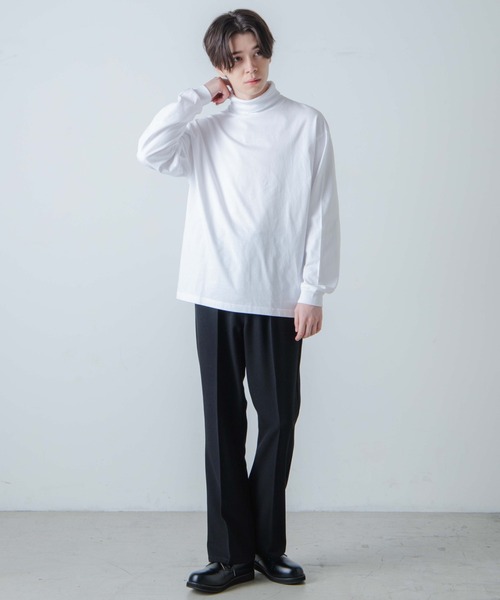 THE STANDARD（ザスタンダード）の「WEGO/スタンダードタートルネックロンTEE（Tシャツ/カットソー・メンズ・ホワイト/ブラック・LARGE/MEDIUM/SMALL）」の4枚目の写真