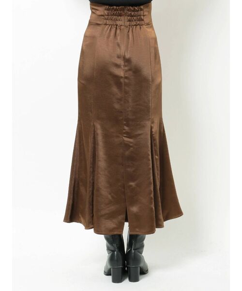 MURUA（ムルーア）の「サテンマーメイドスカート（スカート・レディース・ブラウン/その他1/グリーン・1/2）」の16枚目の写真