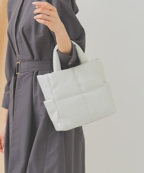 RODE SKO（ロデスコ）の「プチキルティングトートバッグ（トートバッグ・レディース・アイボリー/ブラック/グリーン・ONE）」の20枚目の写真