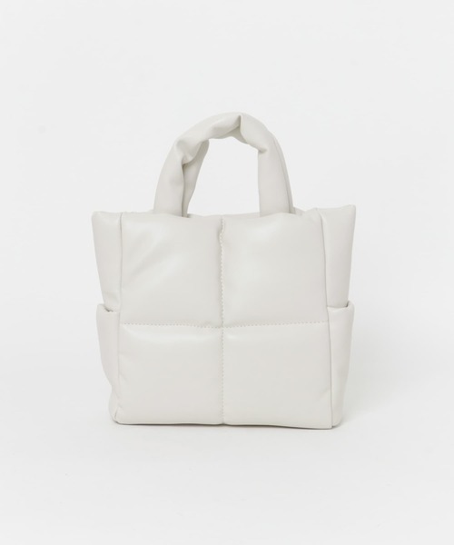 RODE SKO（ロデスコ）の「プチキルティングトートバッグ（トートバッグ・レディース・アイボリー/ブラック/グリーン・ONE）」の10枚目の写真