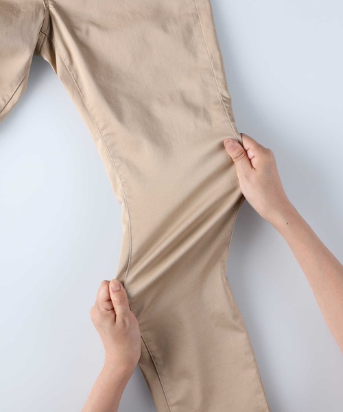 HONEYSUCKLE ROSE（ハニーサックルローズ）の「【HONEYSUCKLE ROSE】「nobee」サテンスキニーパンツ（その他パンツ・レディース・ブラック/ベージュ/オリーブ・L/M/XL/S/XS）」の21枚目の写真