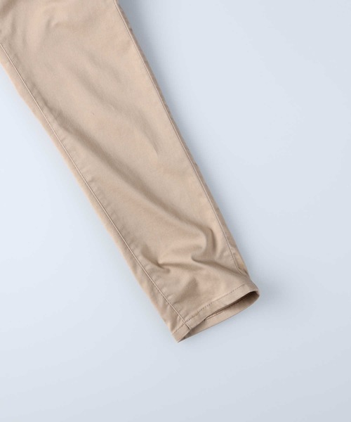 HONEYSUCKLE ROSE（ハニーサックルローズ）の「【HONEYSUCKLE ROSE】「nobee」サテンスキニーパンツ（その他パンツ・レディース・ブラック/ベージュ/オリーブ・L/M/XL/S/XS）」の22枚目の写真