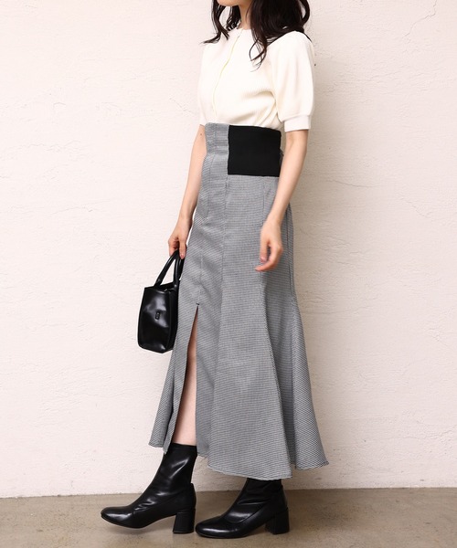 one after another NICE CLAUP（ワンアフターアナザーナイスクラップ）の「スタイルアップが叶う。ウエストリブスリットスカート（スカート・レディース・ブラック系その他/モカ/ベージュ/ブラック・SMALL/MEDIUM）」の13枚目の写真