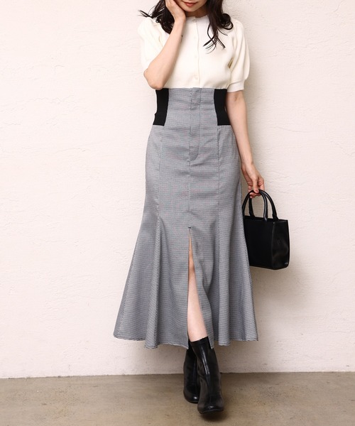 one after another NICE CLAUP（ワンアフターアナザーナイスクラップ）の「スタイルアップが叶う。ウエストリブスリットスカート（スカート・レディース・ブラック系その他/モカ/ベージュ/ブラック・SMALL/MEDIUM）」の15枚目の写真