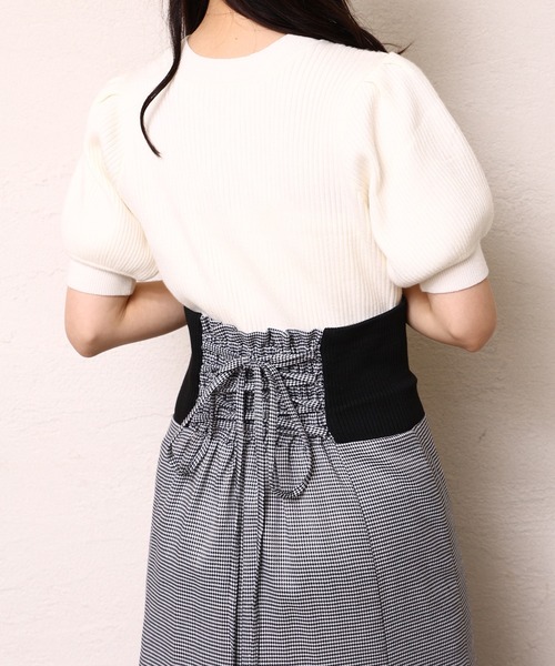 one after another NICE CLAUP（ワンアフターアナザーナイスクラップ）の「スタイルアップが叶う。ウエストリブスリットスカート（スカート・レディース・ブラック系その他/モカ/ベージュ/ブラック・SMALL/MEDIUM）」の19枚目の写真