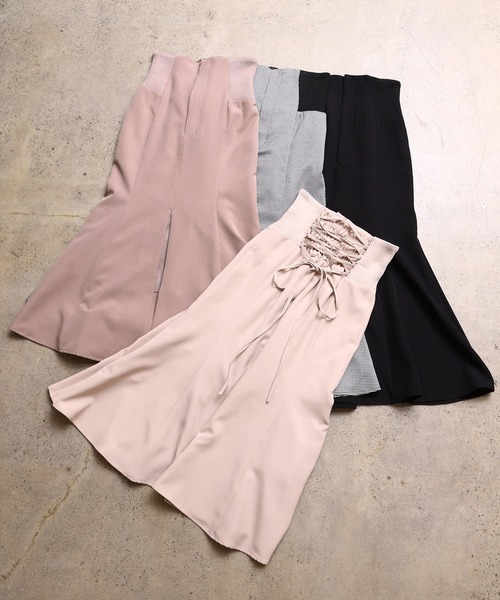 one after another NICE CLAUP（ワンアフターアナザーナイスクラップ）の「スタイルアップが叶う。ウエストリブスリットスカート（スカート・レディース・ブラック系その他/モカ/ベージュ/ブラック・SMALL/MEDIUM）」の12枚目の写真