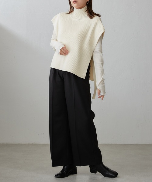 Lui's(ルイス)の「ハイネックニットベスト(ニット/セーター・レディース・オフホワイト/ブラック/ブルー・FREE)」の18枚目の写真