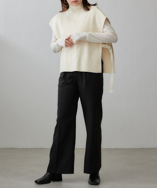 Lui's(ルイス)の「ハイネックニットベスト(ニット/セーター・レディース・オフホワイト/ブラック/ブルー・FREE)」の19枚目の写真