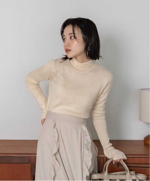 RANDA（ランダ）の「ロングスリーブタートルネックニット（ニット/セーター・レディース・ブラック/ピンク/クリーム/グレイッシュベージュ・FREE）」の17枚目の写真