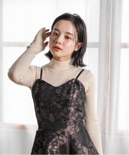 RANDA（ランダ）の「ロングスリーブタートルネックニット（ニット/セーター・レディース・ブラック/ピンク/クリーム/グレイッシュベージュ・FREE）」の14枚目の写真