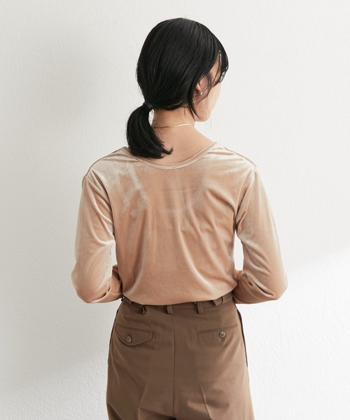 SHENERY（シーナリー）の「ベロア2WAYカットソー（Tシャツ/カットソー・レディース・グリーン/ブラウン/ベージュ・FREE）」の16枚目の写真