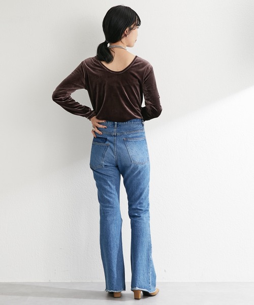 SHENERY（シーナリー）の「ベロア2WAYカットソー（Tシャツ/カットソー・レディース・グリーン/ブラウン/ベージュ・FREE）」の10枚目の写真