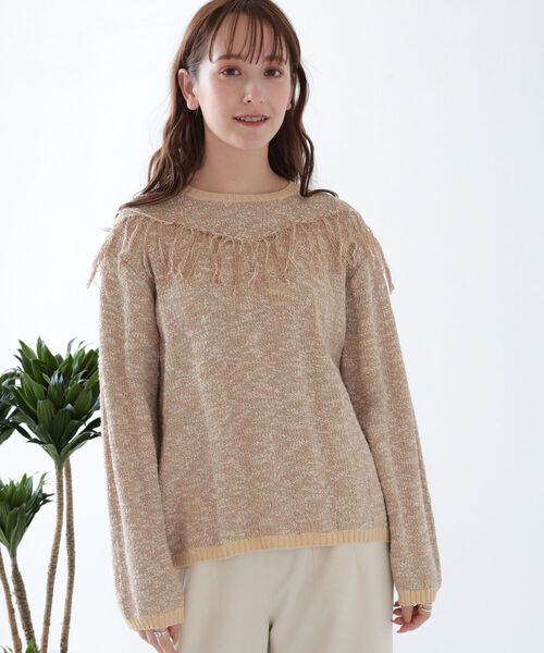 Ray BEAMS（レイビームス）の「Ray BEAMS / フリンジ ヨーク メランジ プルオーバー（ニット/セーター・レディース・ベージュ/グリーン・ONE SIZE）」の4枚目の写真