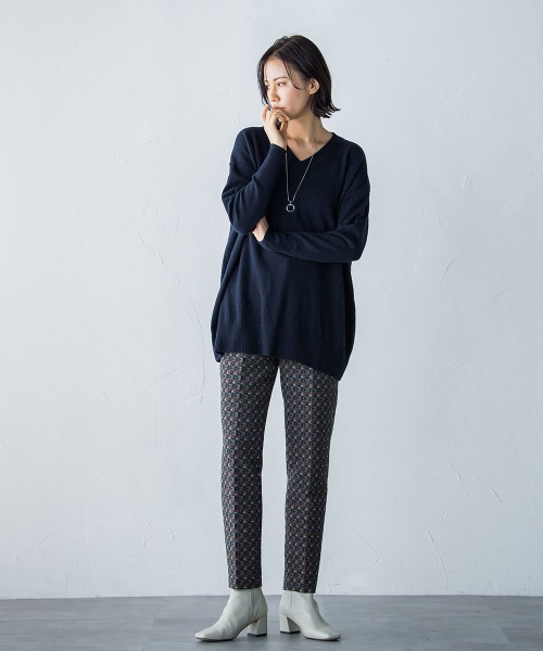 LAUTREAMONT(ロートレアモン)の「DEVEAUXジャガードテーパードパンツ≪洗濯機で洗える≫(スラックス・レディース・ピンク系その他/グリーン系その他・9号/11号)」の4枚目の写真