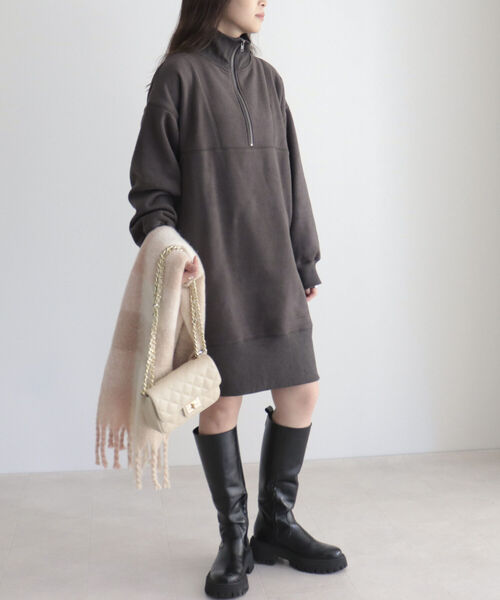 fredy emue（フレディエミュ）の「起毛裏毛ハーフZIPチュニックワンピース（ワンピース・レディース・アイボリー/カーキ/チャコールグレー・38）」の3枚目の写真