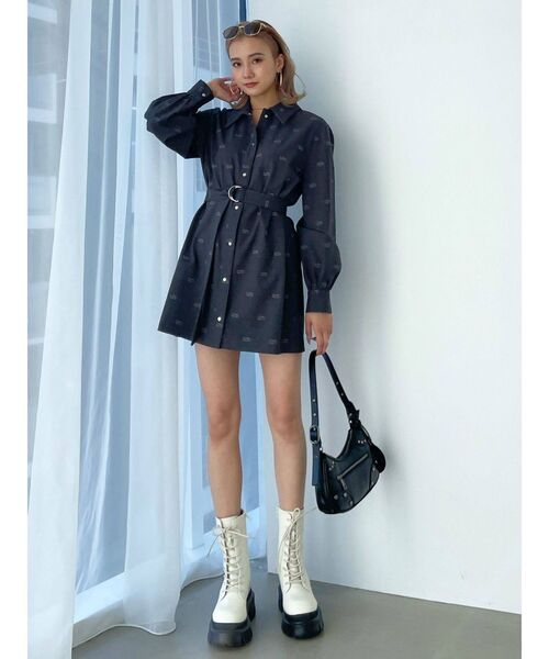 EMODA（エモダ）の「2WAYベルトシャツワンピース（ワンピース・レディース・グレー/ブルー/ベージュ・FREE）」の6枚目の写真