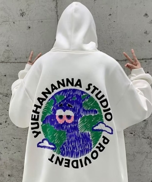 MGV(エムジーヴィー)の「オーバーサイズバックロゴプリントパーカー(パーカー・メンズ・ホワイト/ブラック・MEDIUM/LARGE/X-LARGE)」の11枚目の写真