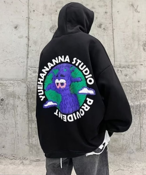 MGV(エムジーヴィー)の「オーバーサイズバックロゴプリントパーカー(パーカー・メンズ・ホワイト/ブラック・MEDIUM/LARGE/X-LARGE)」の16枚目の写真