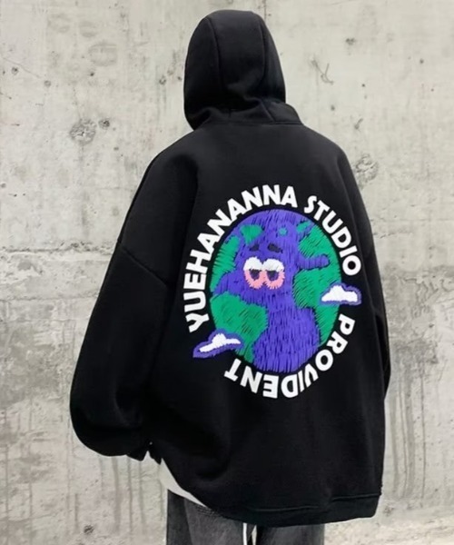 MGV(エムジーヴィー)の「オーバーサイズバックロゴプリントパーカー(パーカー・メンズ・ホワイト/ブラック・MEDIUM/LARGE/X-LARGE)」の17枚目の写真