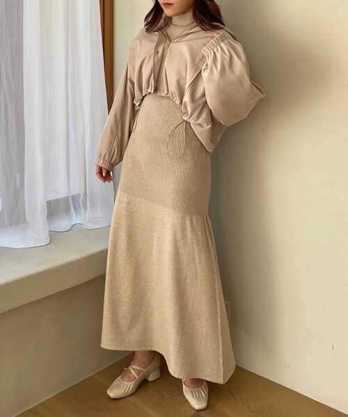 MAJESTIC LEGON（マジェスティックレゴン）の「プレートカーデsetニットワンピ（ワンピース・レディース・ブルー/ライトグレー/ベージュ・MEDIUM）」の21枚目の写真