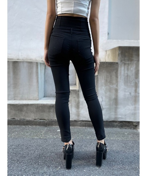 ENVYM（アンビー）の「ハイウエストボタンジェギンス（その他パンツ・レディース・ブラック・SMALL/MEDIUM）」の14枚目の写真