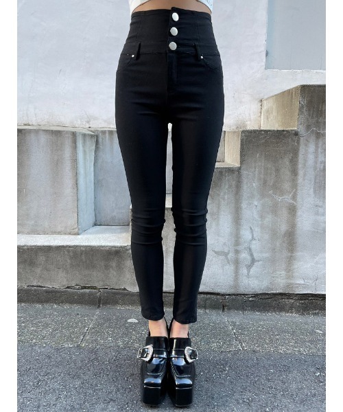 ENVYM（アンビー）の「ハイウエストボタンジェギンス（その他パンツ・レディース・ブラック・SMALL/MEDIUM）」の4枚目の写真