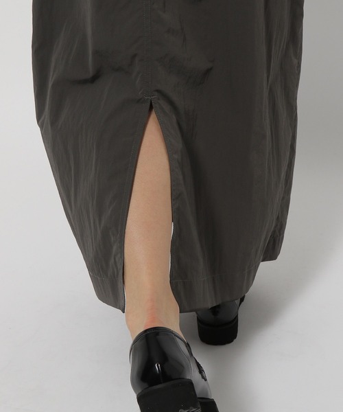 LEPSIM（レプシィム）の「ナイロンミリタリーキャミワンピース　188215（ワンピース・レディース・カーキ/チャコールグレー・FREE）」の17枚目の写真