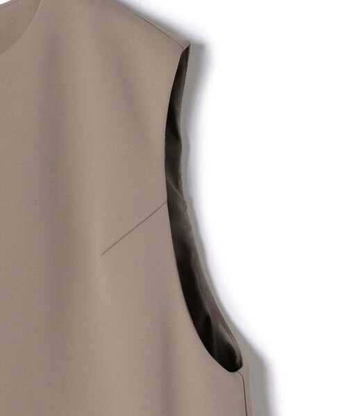 ships little black（シップスリトルブラック）の「【SHIPS別注】little black:〈洗濯機可能〉ハイストレッチ ダンボール ジレ（ベスト・レディース・ブラック/ベージュ系その他・ONE SIZE）」の6枚目の写真