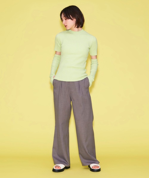 FOREVER 21（フォーエバー トゥエンティーワン）の「アームウォーマー付きニット（ニット/セーター・レディース・ライトグリーン/オレンジ/ピンク/ホワイト/ブラック・FREE）」の10枚目の写真