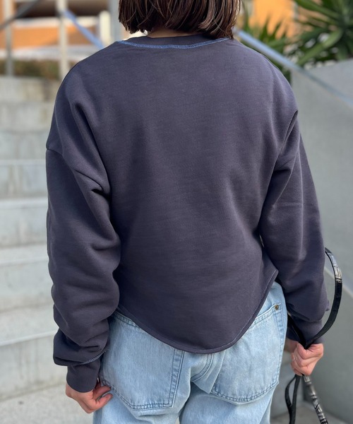 mi via loca（ミヴィアロカ）の「配色コルセットデザイントップス（スウェット・レディース・オフホワイト/スミクロ/ラベンダー・FREE）」の6枚目の写真