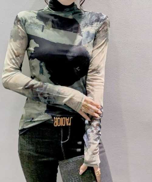 deux amour（ドゥーザムール）の「ムラ染めハイネックチュール長袖プルオーバー（その他トップス・レディース・グリーン・FREE）」の8枚目の写真