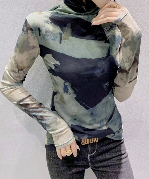 deux amour（ドゥーザムール）の「ムラ染めハイネックチュール長袖プルオーバー（その他トップス・レディース・グリーン・FREE）」の5枚目の写真